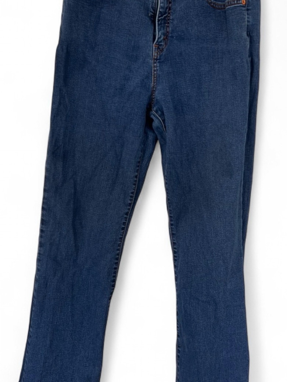 Levi’s bootcut slimming size 12 dark blue jeans